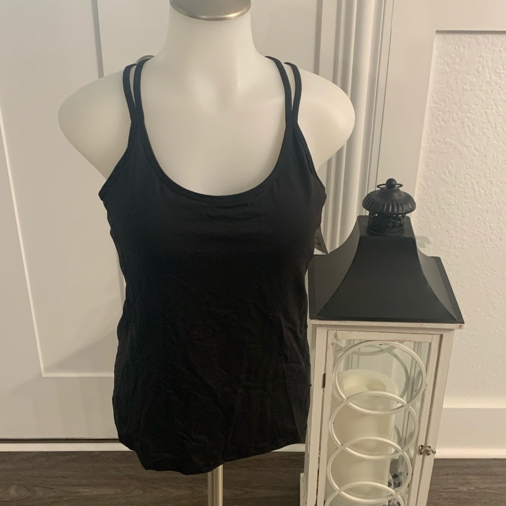NWT Women’s Workout Tank Top Strappy With Bra Med